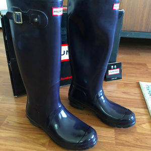 Hunter Tall Boots - Size 9, Color Aubergine